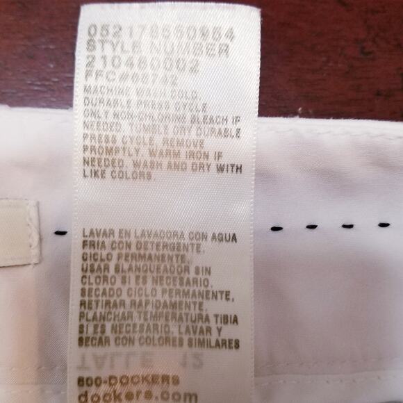 Dockers Women's Capri White Cotton Blend Stretch Pockets Zip Button Size 12 Tall - Picture 8 of 8